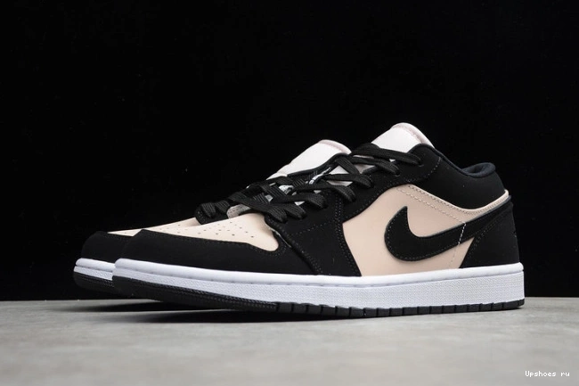 DC0774-003  Low Jordan (W) Black Ice Guava 1 0404